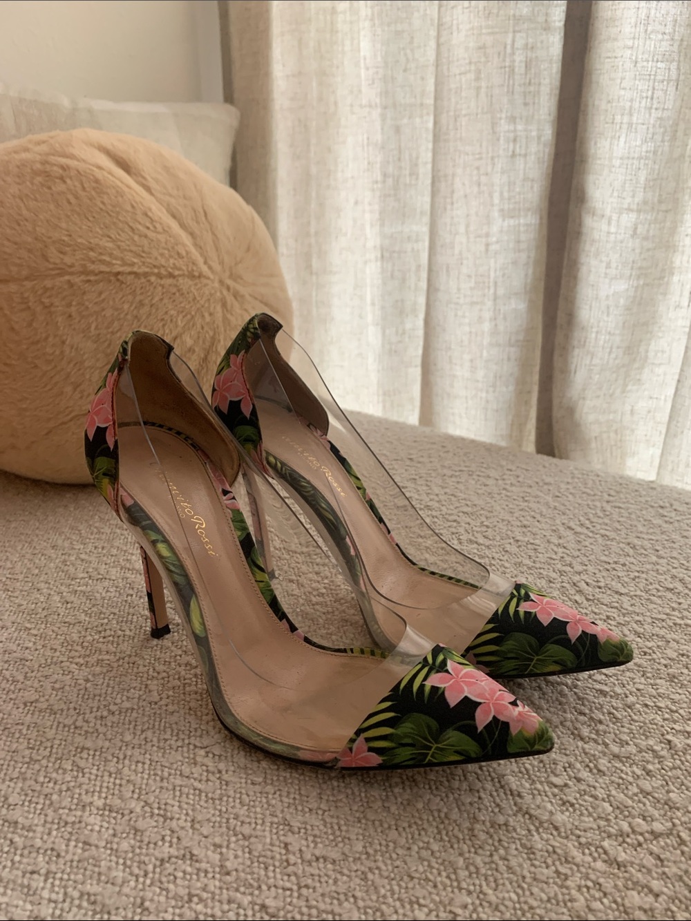 Gianvito Rossi floral pumps